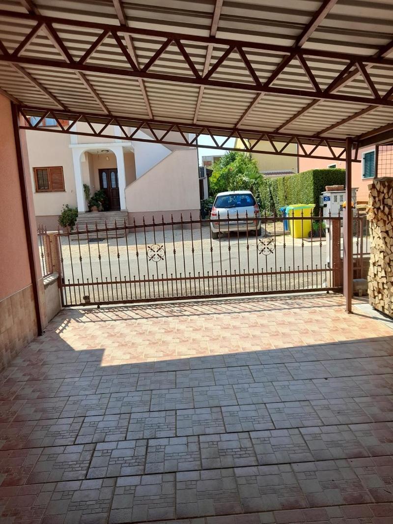 Apartman Jeger Умаг Экстерьер фото